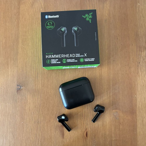 Razer Hammerhead earbuds like new with accessories