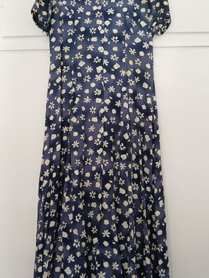 Dessica Collection Floral Summer Dress size 38 like new
