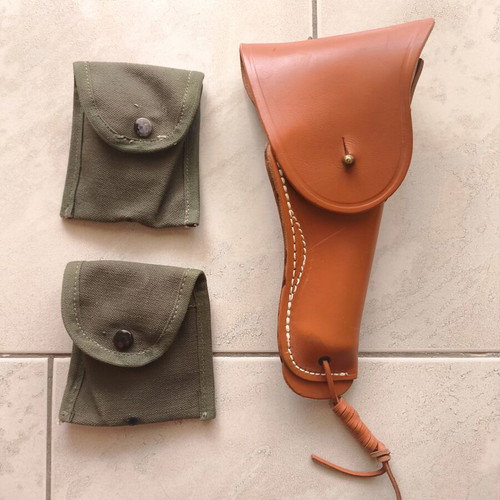 ES pistol holster set with two pouches new