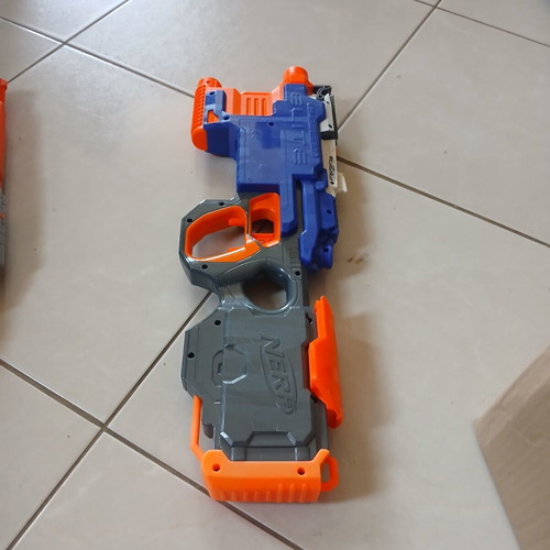 Nerf blaster set, pack of 15 pieces
