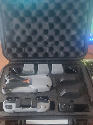 DJI Air 2S Drone Fly More Combo like new with 2 batteries and protector case