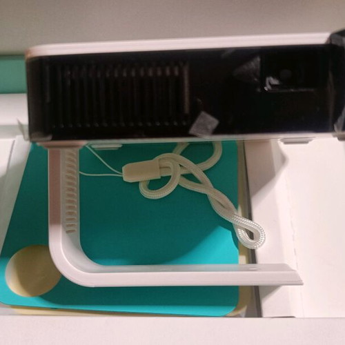 ViewSonic projector with JBL speaker and built-in battery like new