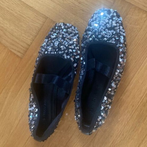Black ballet flats with silver sequins, size 36