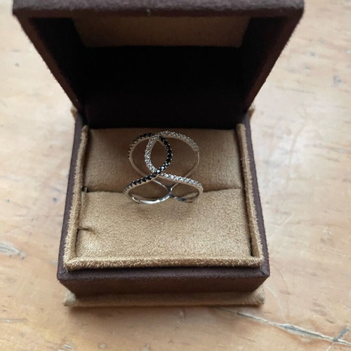 Ring like new
