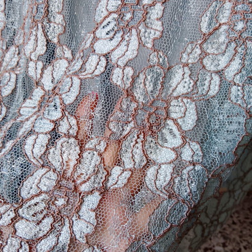Lui e Lei Boho Lace Off-Shoulder Tunic Size S like new