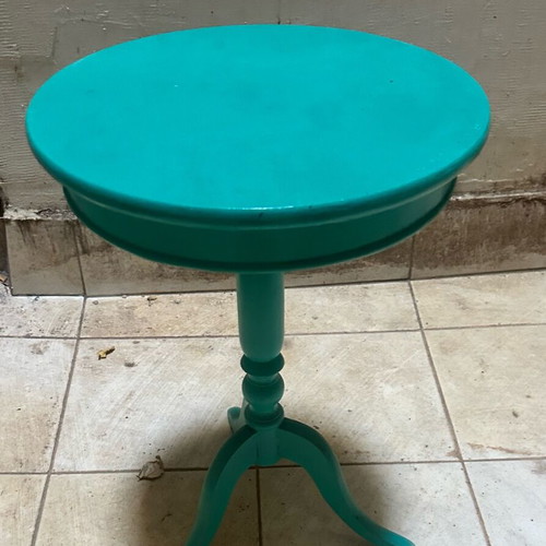 Vintage side table refurbished, classic style with retro influences