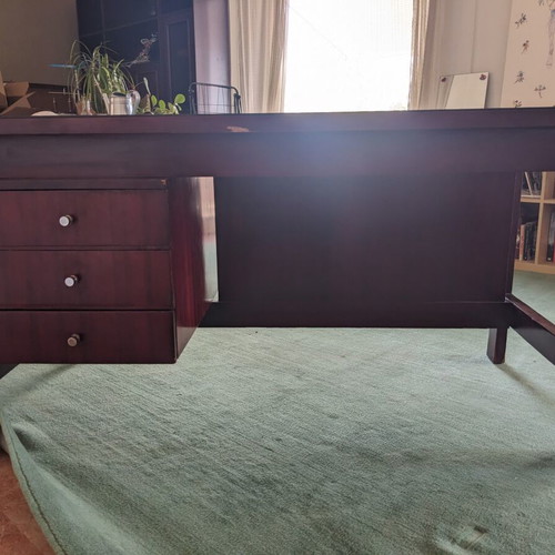 Desk made of solid wood with drawers and glass like new