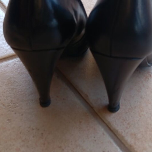 Elite leather pumps size 38 like new, black