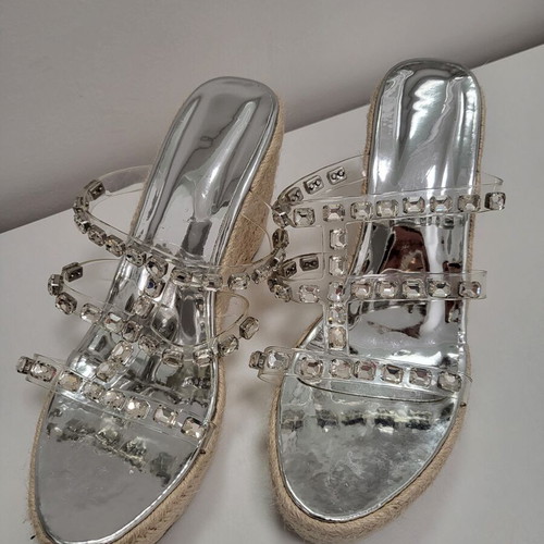 Platform espadrille sandals like new, silver with crystals