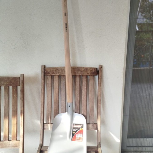 Shovel new, unused
