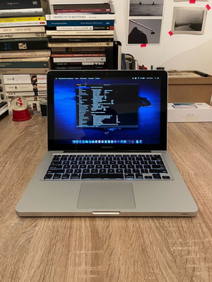 MacBook Pro mid 12 like new with 12GB RAM and 256GB SSD