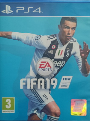 FIFA 19 PlayStation 4 game like new, sports