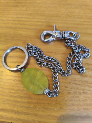 Key chain with crab and ring new