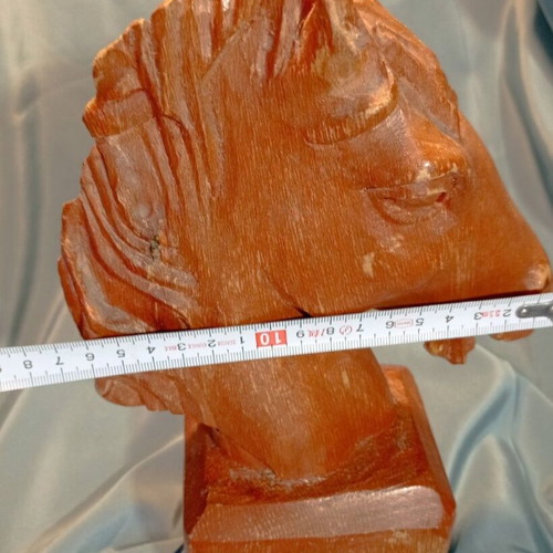 Handmade solid wood horse head sculpture 27 cm like new