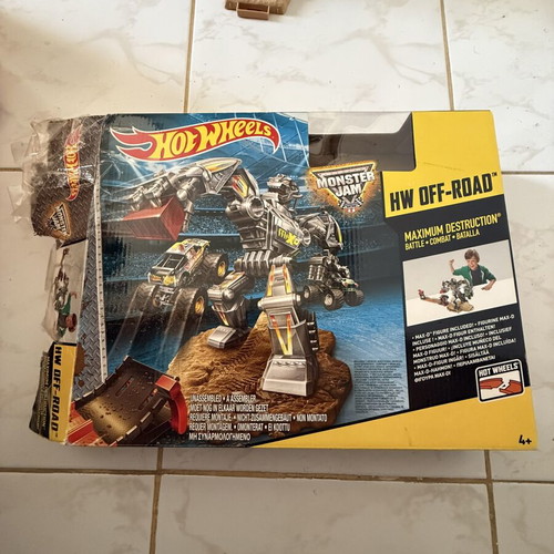 Hot Wheels Monster Jam HW Off-Road Maximum Destruction Battle set, complete