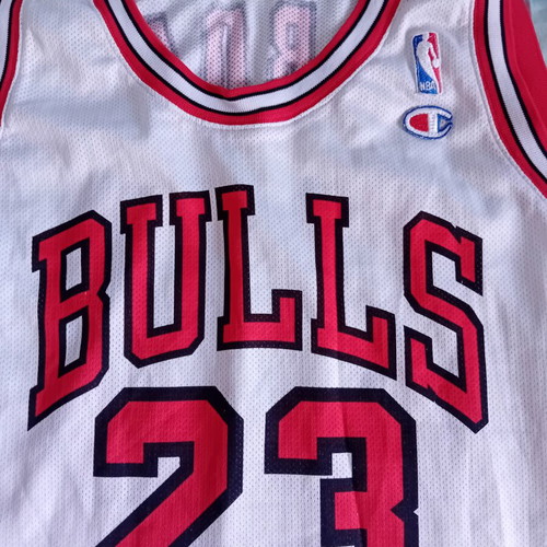 NBA Chicago Bulls Champion Europe 90s Authentic White Jersey Jordan used, size XXL