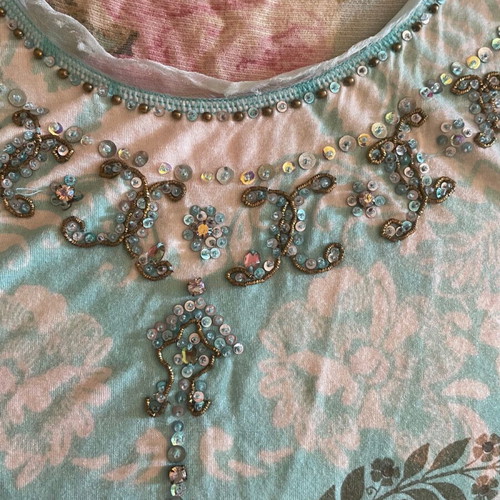 Women's blouse in medium, multicolored with turquoise as the main color