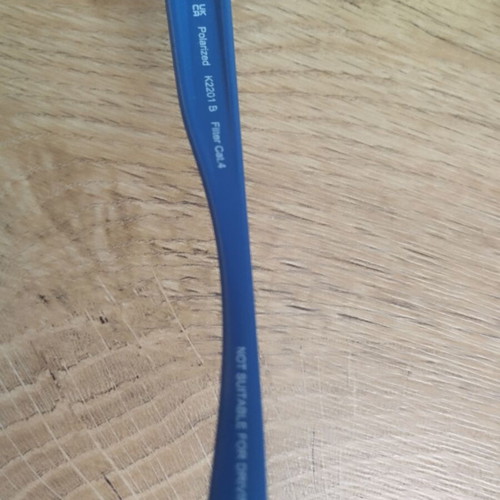 Invu by Swiss Eyewea Kids Sunglasses like new, blue