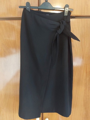 Wrap skirt black Marks & Spencer like new, size S