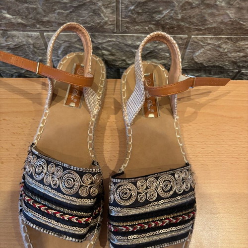 Women's open espadrilles like new, size 40