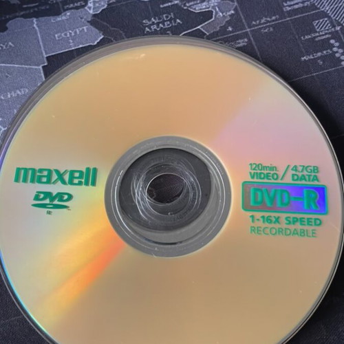 Blank Cd and DvD like new, pack of 14 CDs and 7 DVDs