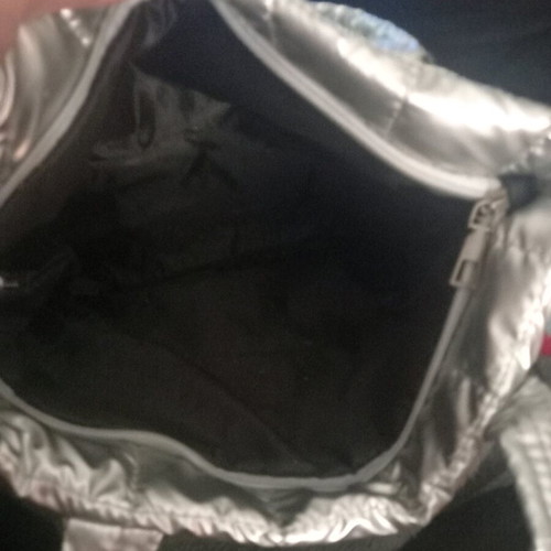 Silver handbag like new with large strap