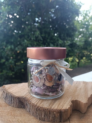 Jewellery jar with assorted used jewelry