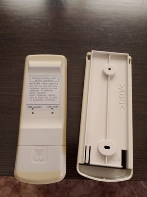 Remote control for air conditioners, universal