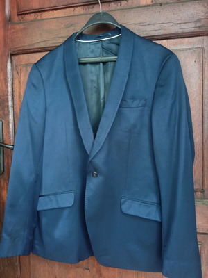 Bertoni сако като ново, синьо, размер 54