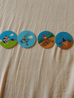 Super Tasty Tops Looney Tunes 1995 set