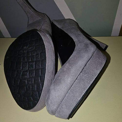 Adidas Rockport pumps new, grey suede, 10.5cm heel