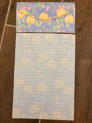 Letter Writing Set used from the 1990s
