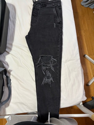 Bershka men's cargo pants used, size M, black