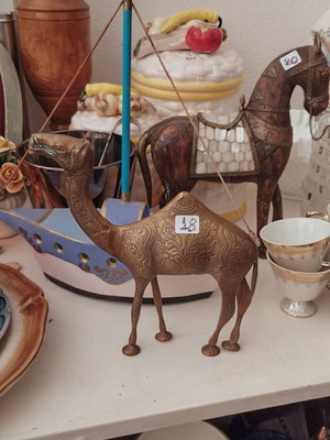 Mid Century Brass Camel figurine like new