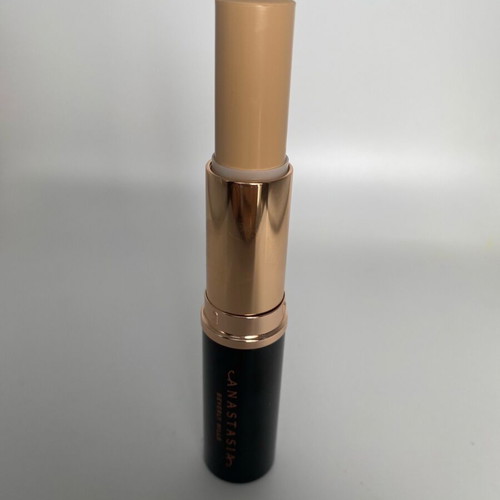Anastasia Beverly Hills stick foundation like new, shade Banana