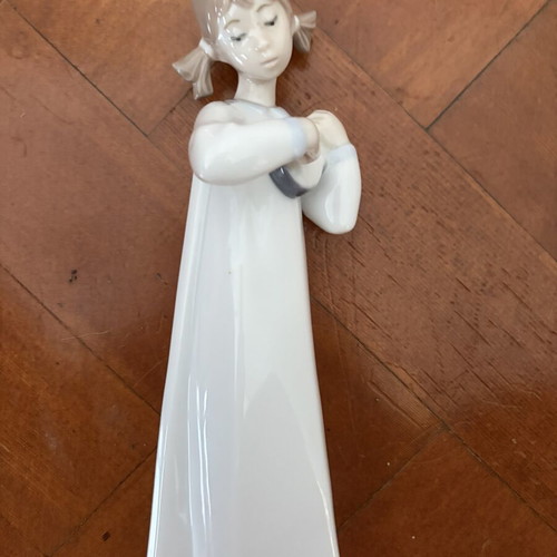 Αγαλματάκι Lladro σαν καινούργιο, ύψος 20.5 εκατοστά