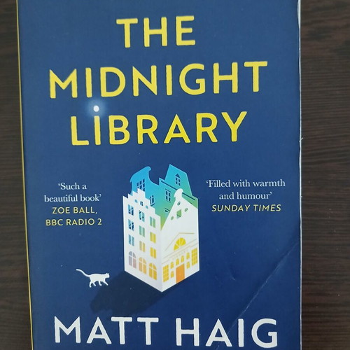 The Midnight Library by Matt Haig used, English