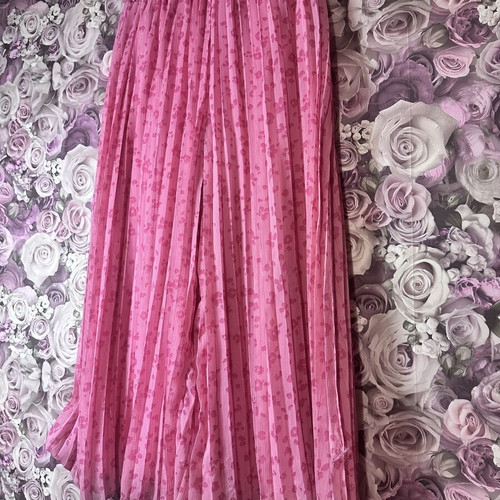 Pink Pleated Pants with Floral Pattern, Like New, Size 146/152