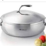 Tupperware Soteza 5.7 Liter New