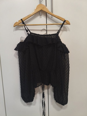 Off-the-Shoulder Black Blouse Tally Weijl Size S like new