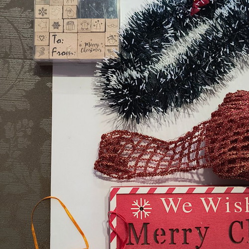 Christmas decorations set like new