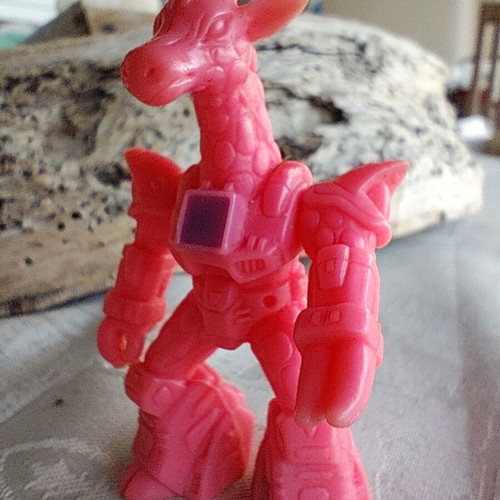 Teratomachos Pink Giraffe Hasbro 1986 like new