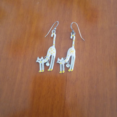 Cat earrings like new, pink