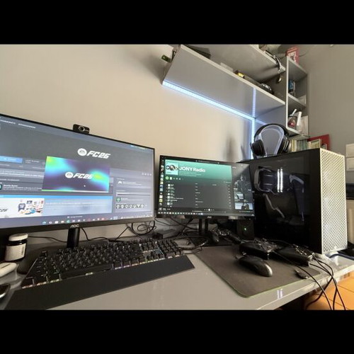 AOC monitors 24 and 26 inch like new, set of two