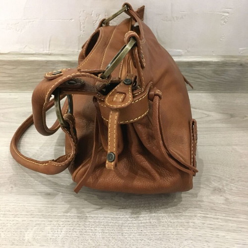 Guy Laroche leather shoulder bag like new, brown