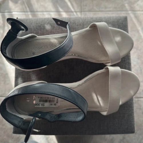Marco Tozzi platform sandals size 40-41 new, white with striped heel
