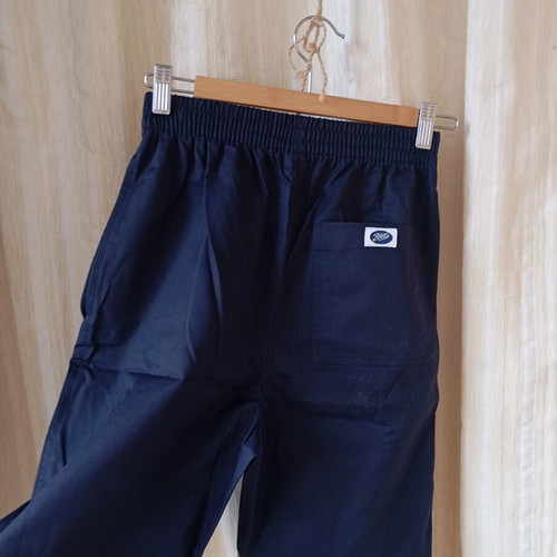 Hipster Bermuda shorts like new, blue canvas with pockets