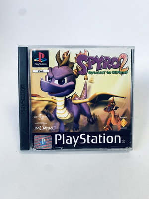 Spyro 2 Gateway to Glimmer PlayStation 1 PS1 game used, complete, English