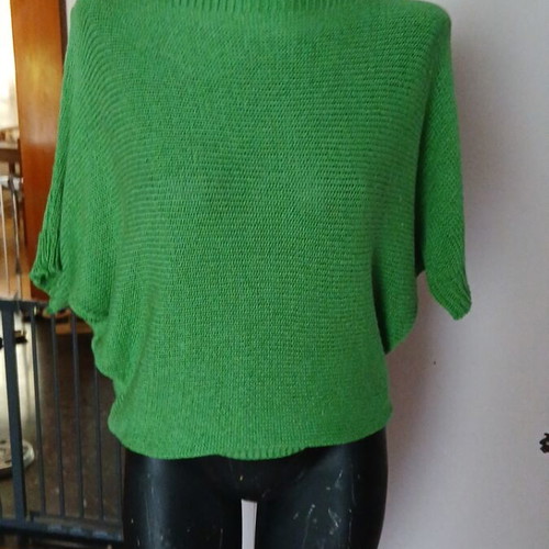 Summer knit women's blouse like new, green, size M