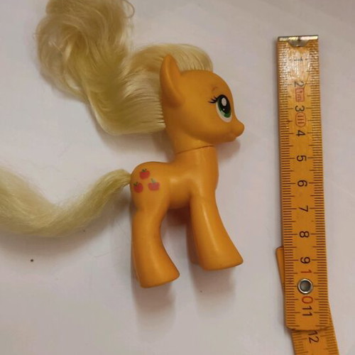 My Little Pony Applejack figure used in good condition